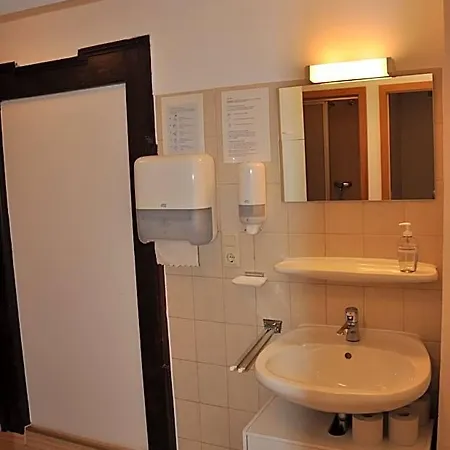 Gaestehaus Der Katholischen Akademie 3*