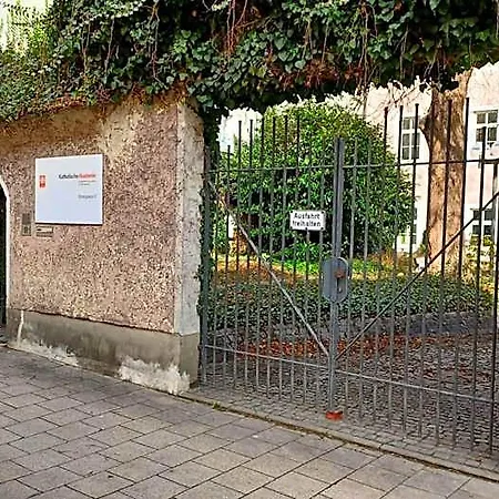 Gaestehaus Der Katholischen Akademie Hotel